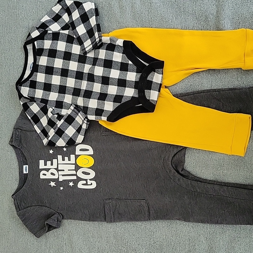Old Navy Bundle Boys Girls 18M